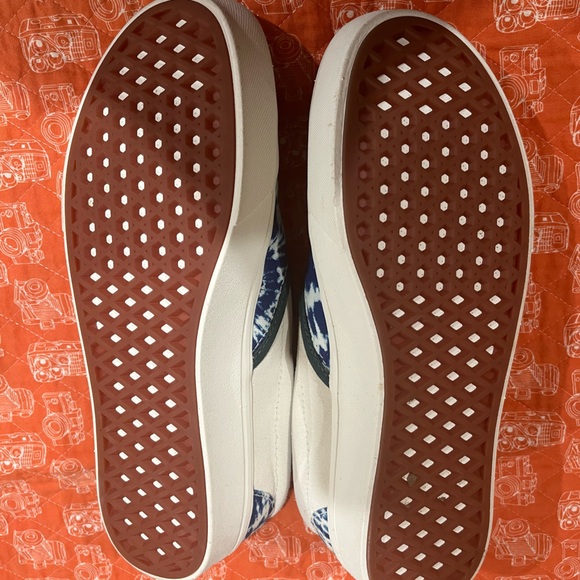 Tye die vans - Picture 2 of 3